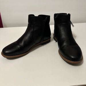 Style & Co Oaklynn Zip Booties Women's Shoes size 8